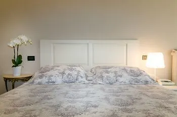 Mon Repos Hotel 3*