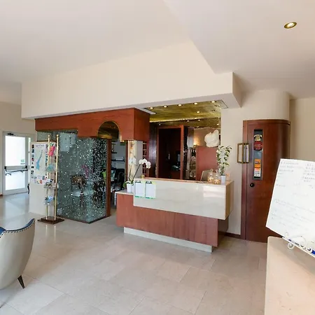 Mon Repos Otel